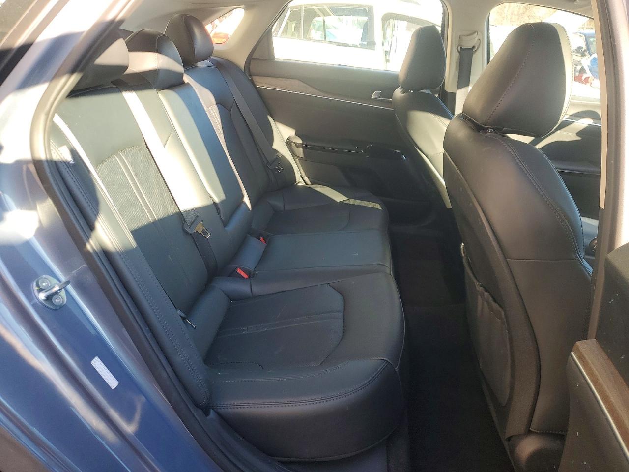 2023 KIA K5 EX photo 28