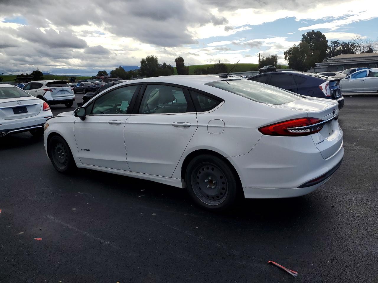 2018 FORD FUSION S HYBRID photo 3