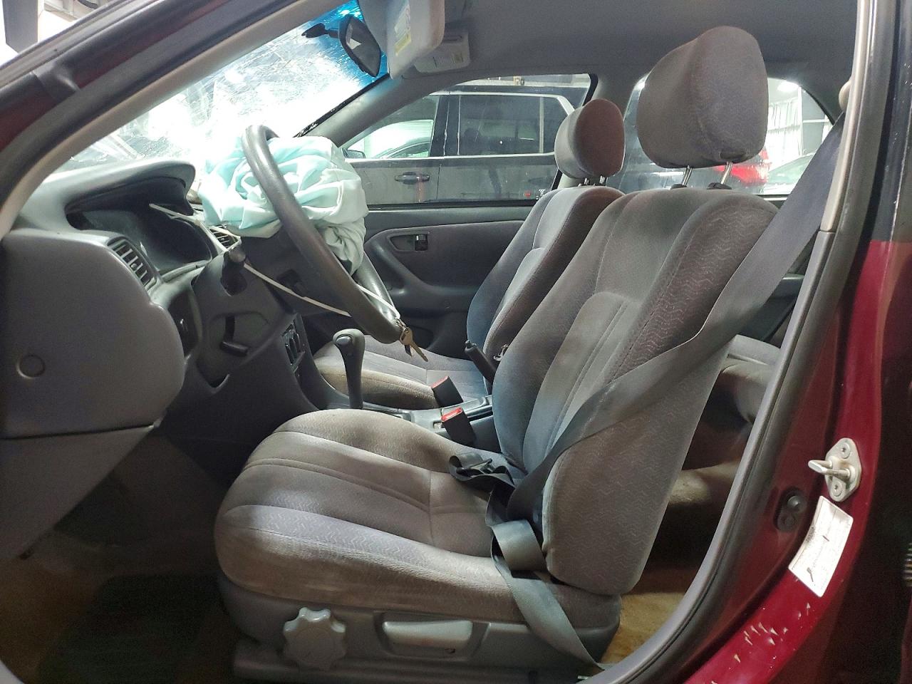 1997 TOYOTA CAMRY LE photo 7