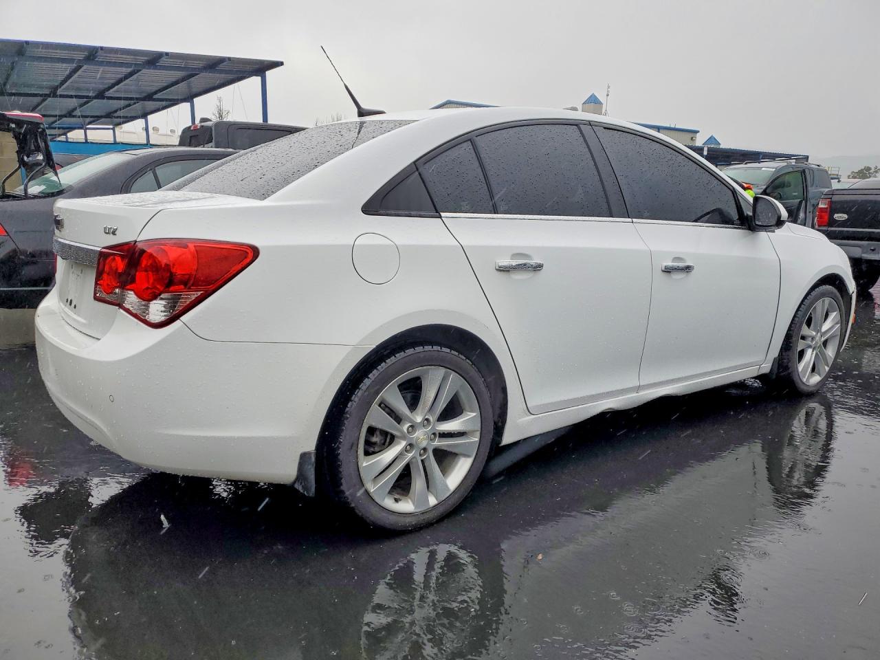 2014 CHEVROLET CRUZE LTZ photo 3