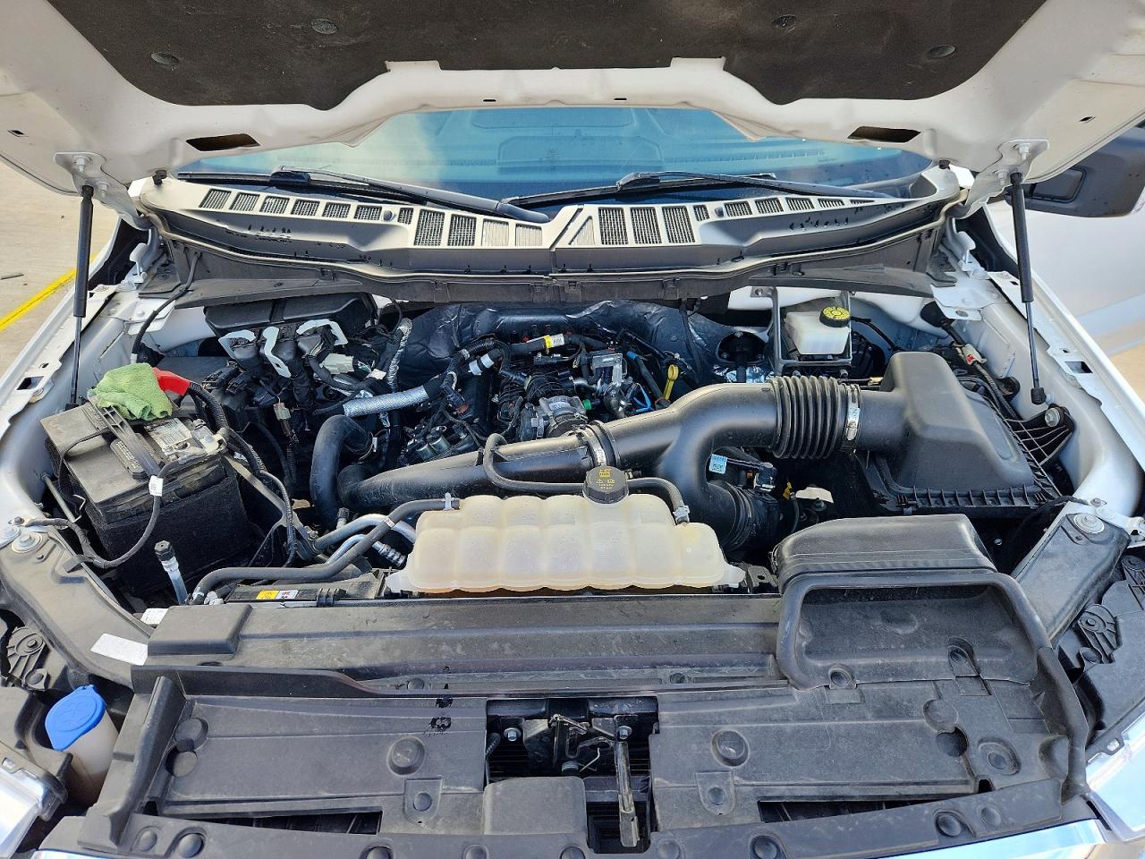 2023 FORD F150 SUPERCREW photo 11