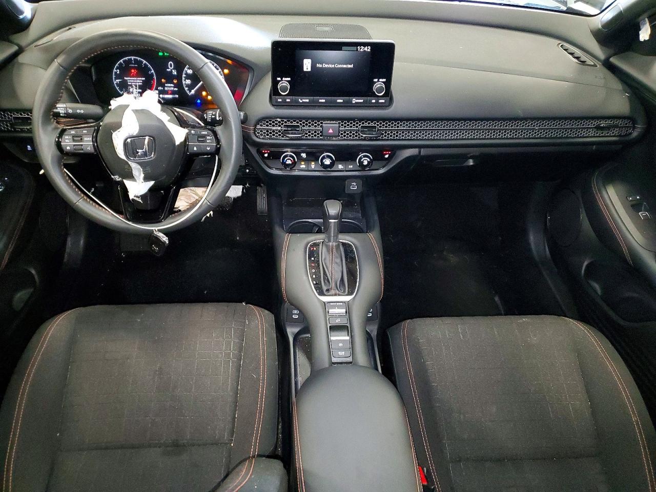 2024 HONDA HR-V SPORT photo 8