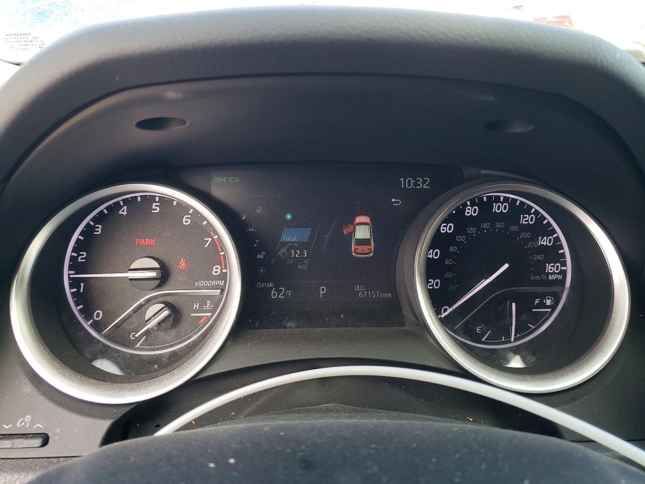 2024 TOYOTA CAMRY XLE photo 9