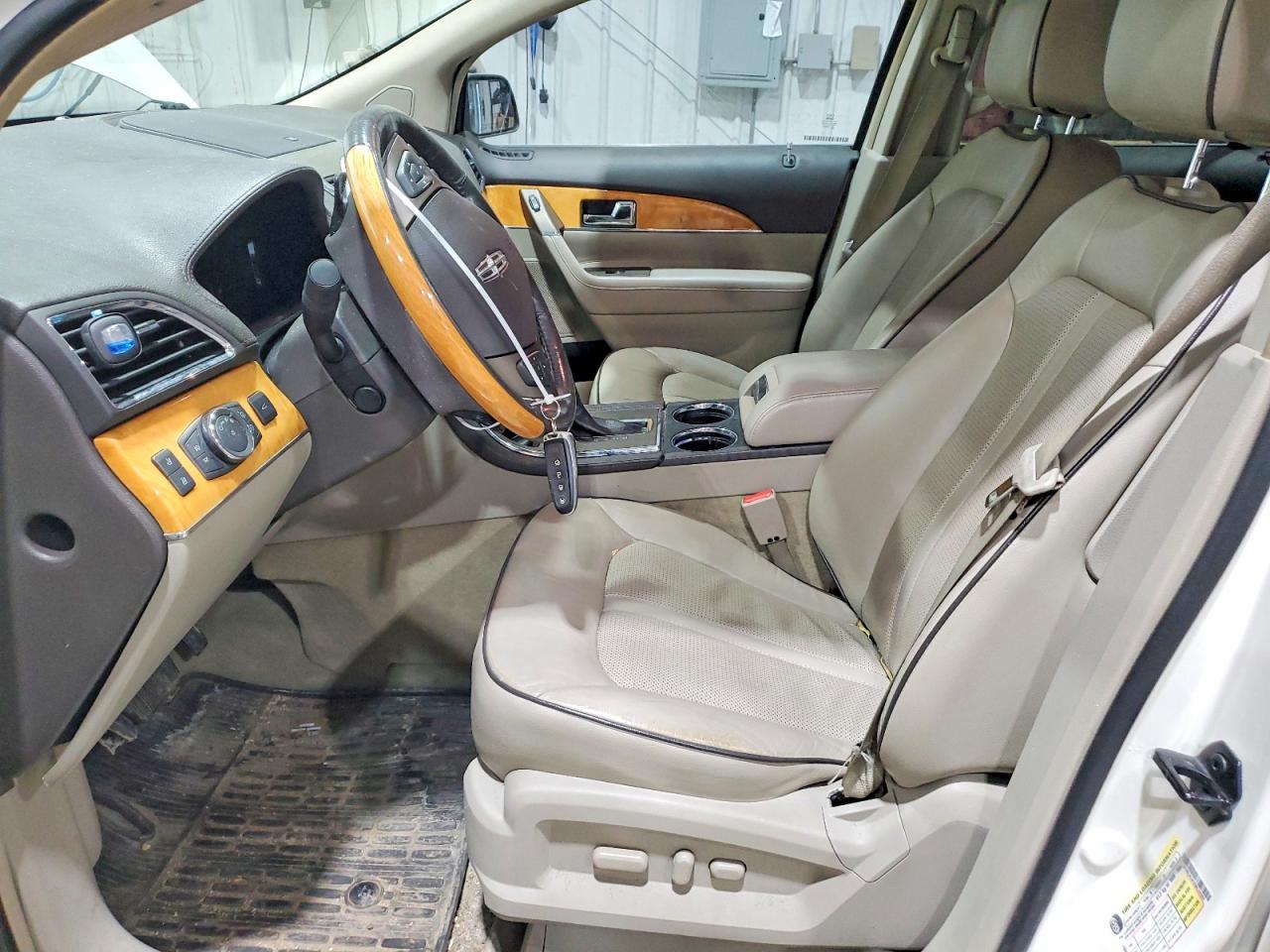 2013 LINCOLN TOWNHOUSE MKX photo 19