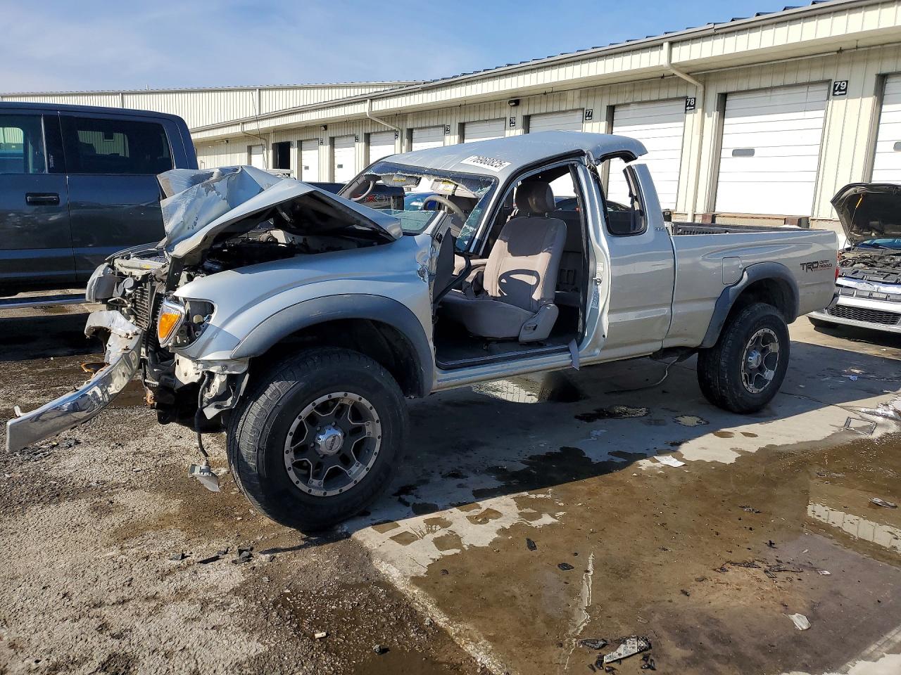 2004 TOYOTA TACOMA