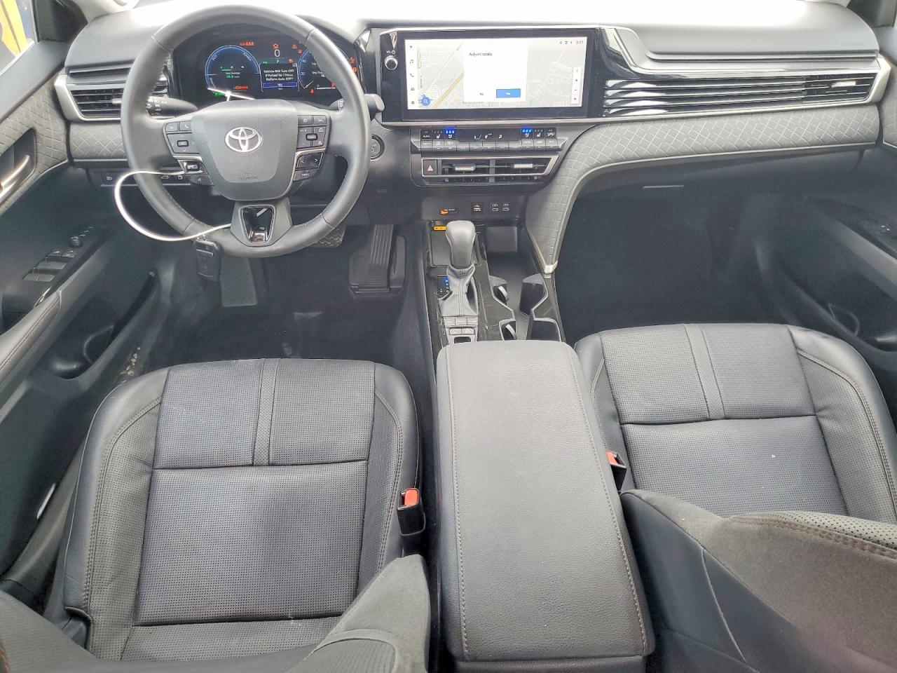2025 TOYOTA CAMRY XSE photo 22