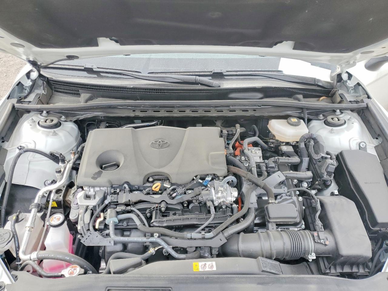 2025 TOYOTA CAMRY XSE photo 31