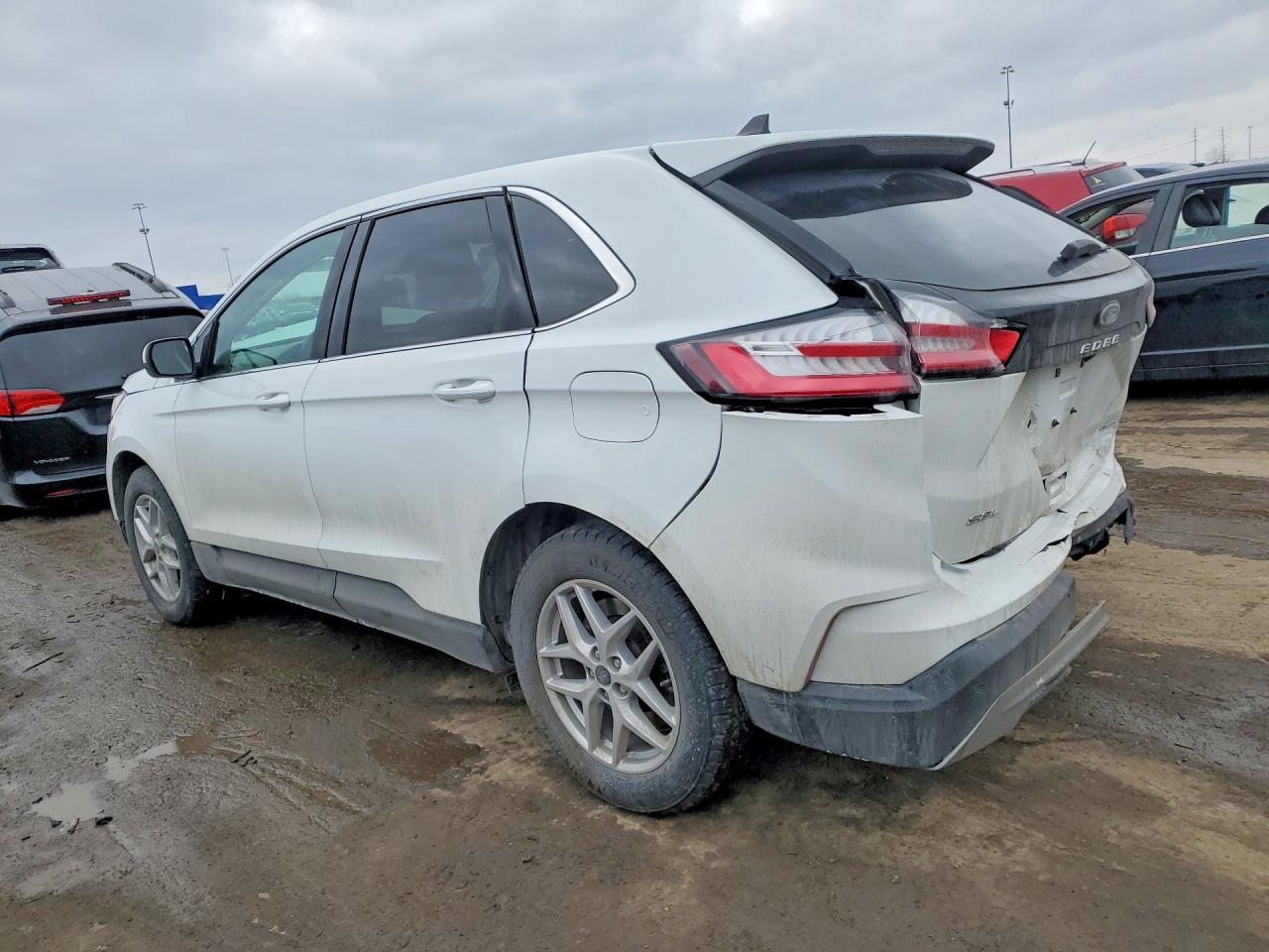 2024 FORD EDGE SEL photo 3