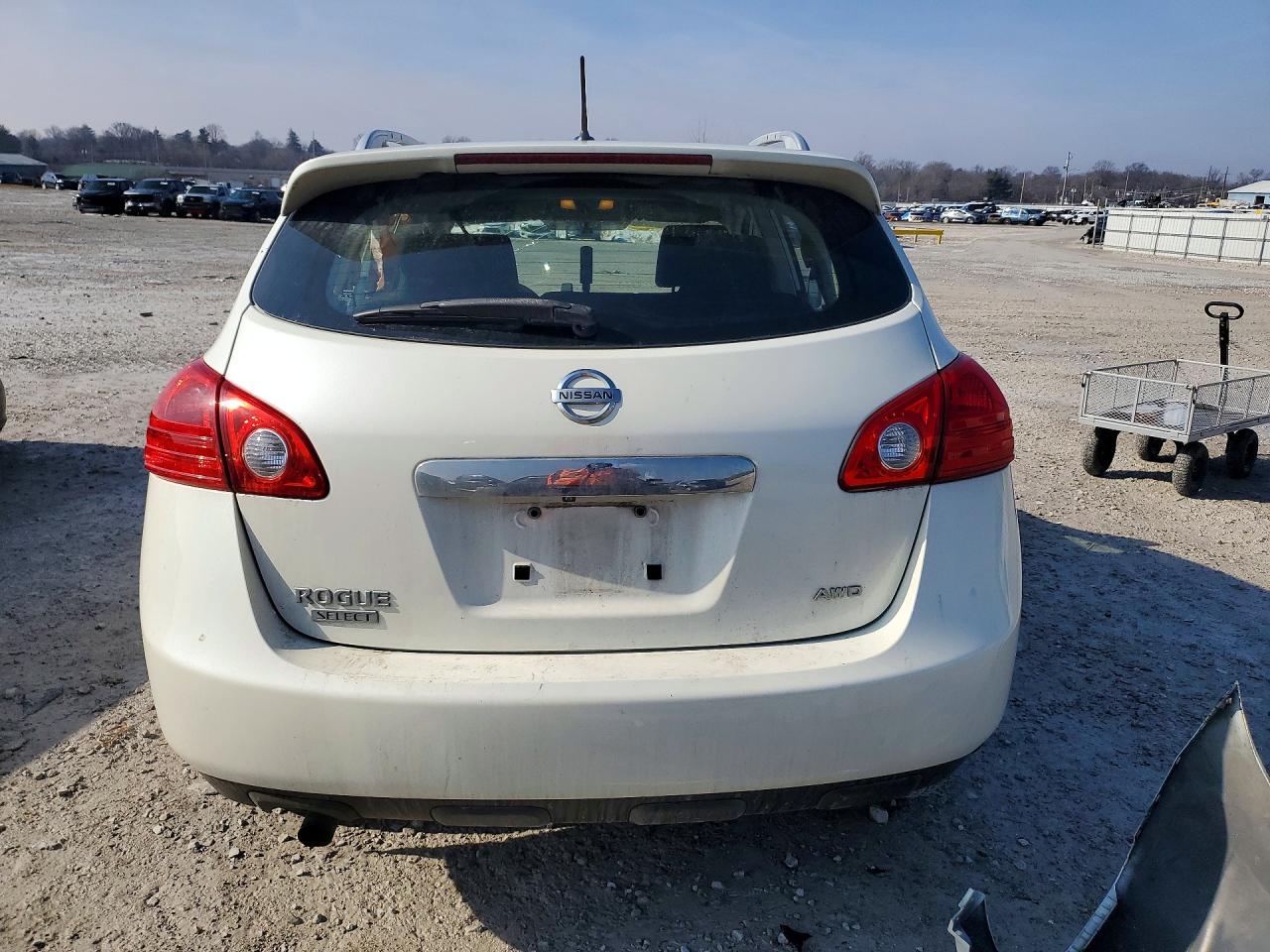 2015 NISSAN ROGUE SELECT S photo 6