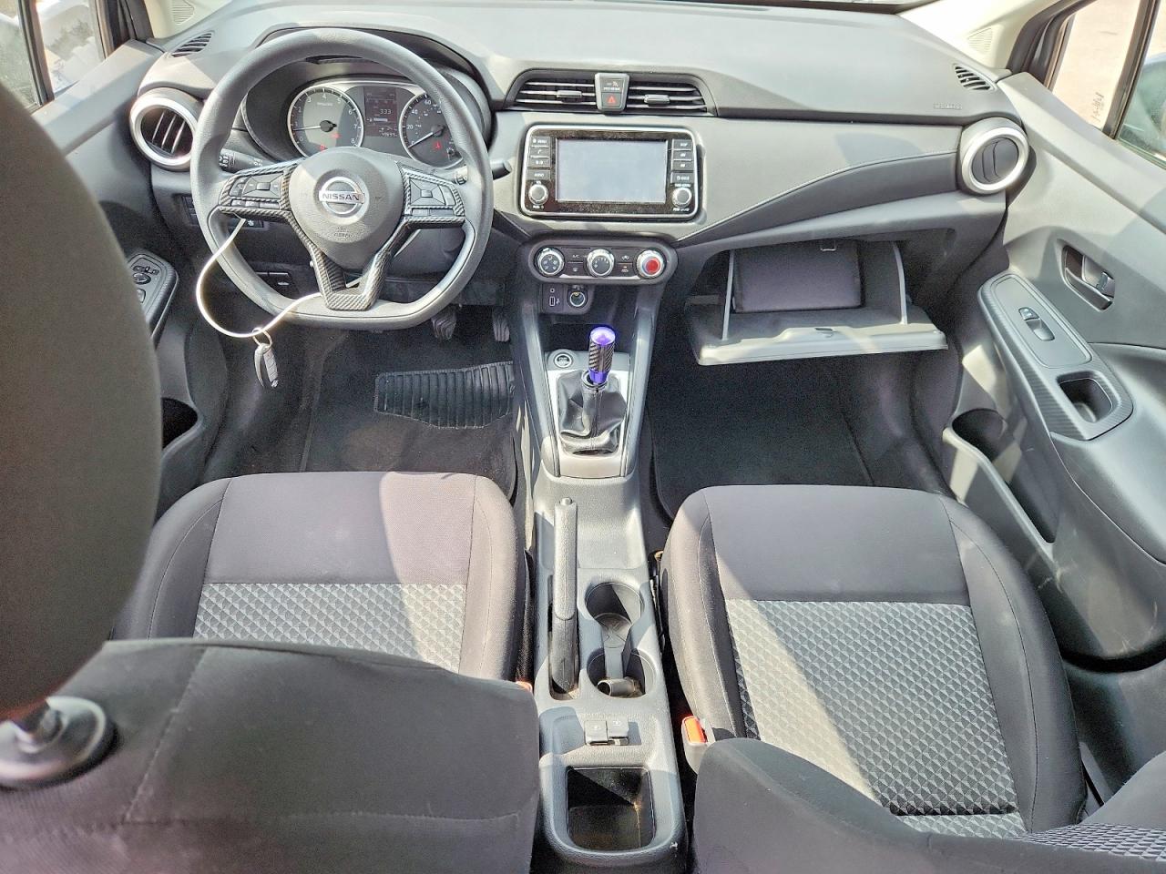 2021 NISSAN VERSA S photo 22