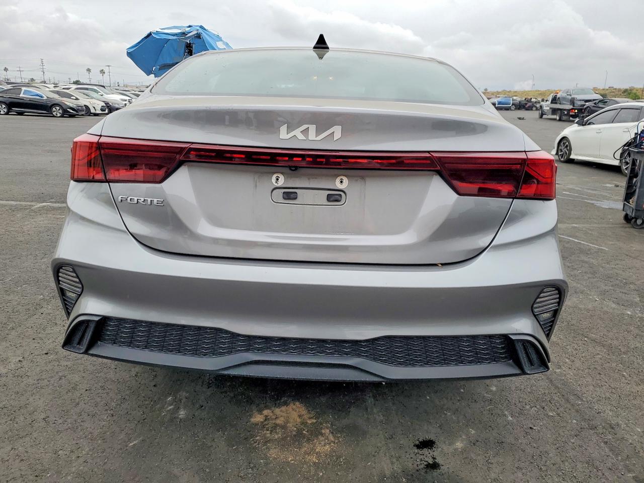2023 KIA FORTE LXS photo 6