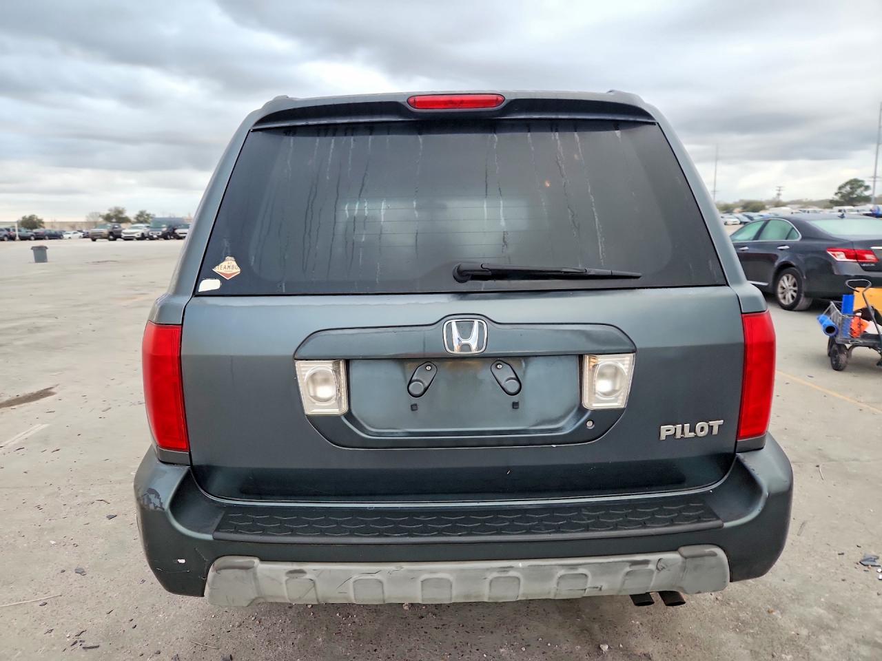 2005 HONDA PILOT EXL photo 11