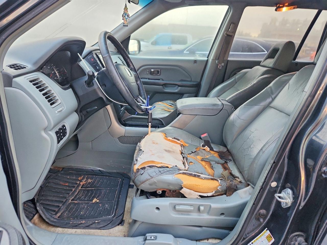 2005 HONDA PILOT EXL photo 13