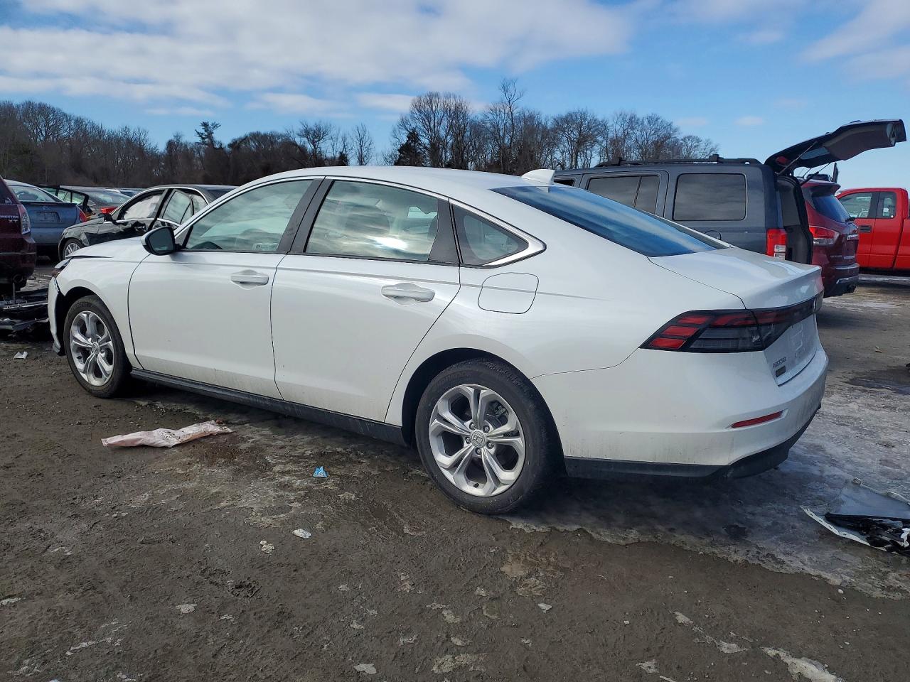 2024 HONDA ACCORD LX photo 3