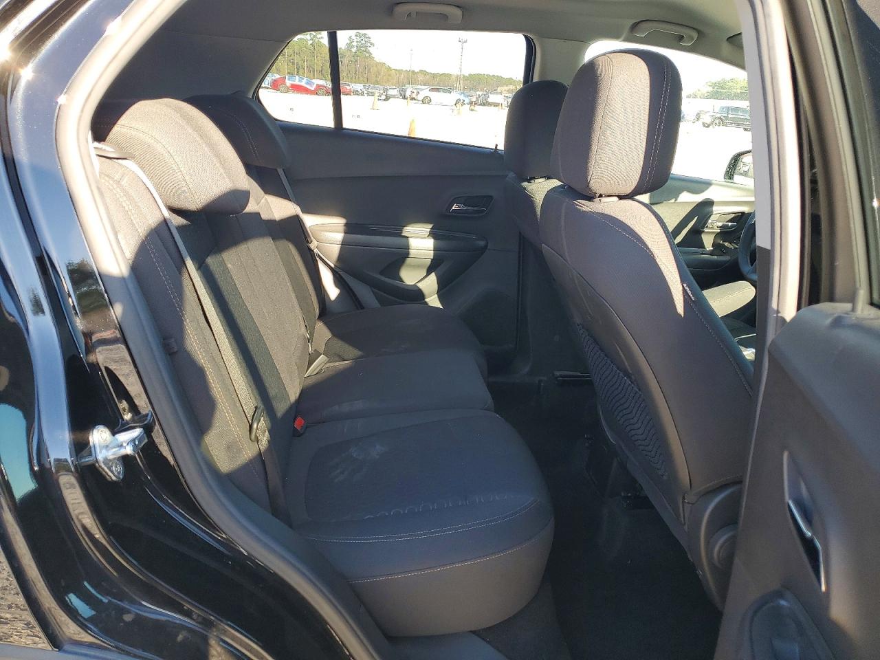 2021 CHEVROLET TRAX LS photo 21