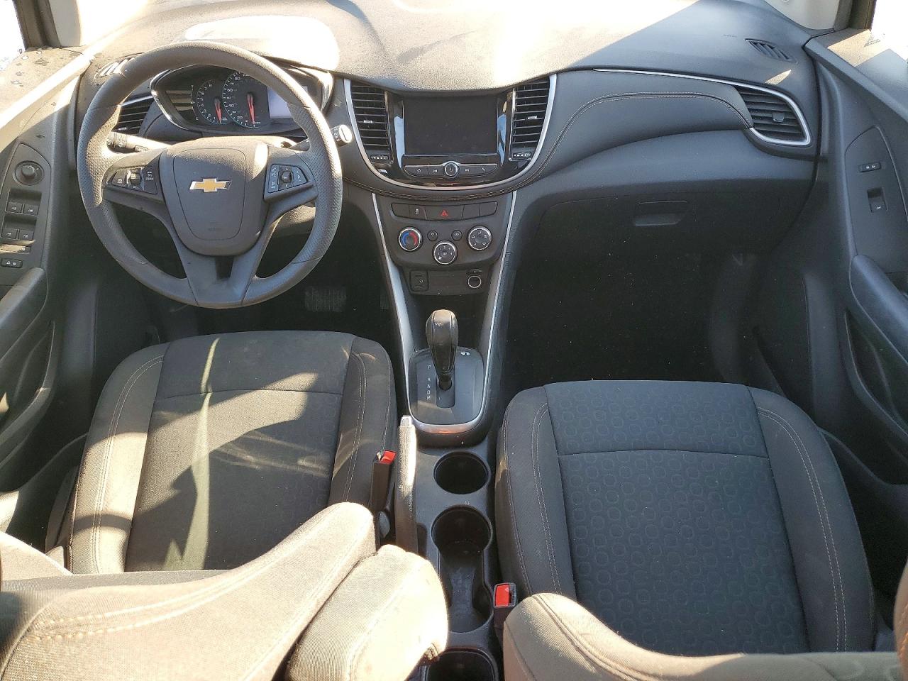 2021 CHEVROLET TRAX LS photo 15