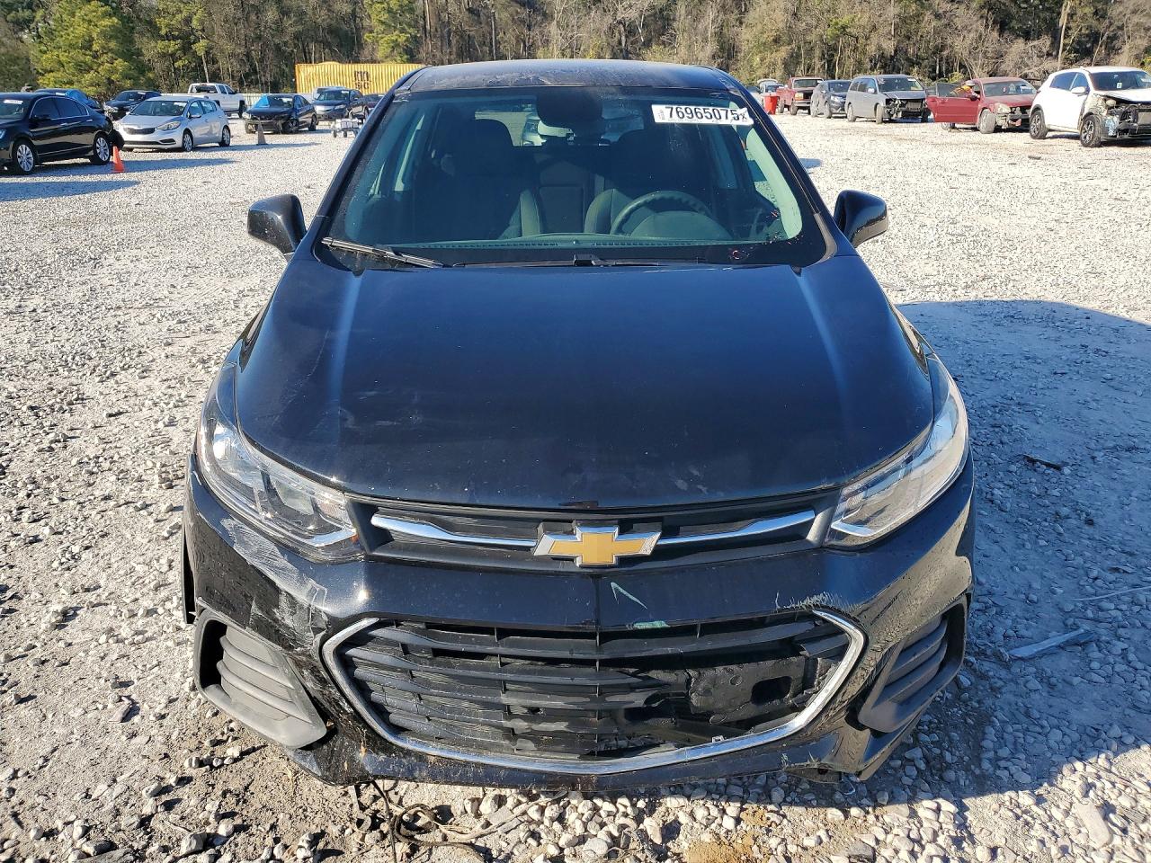 2021 CHEVROLET TRAX LS photo 9