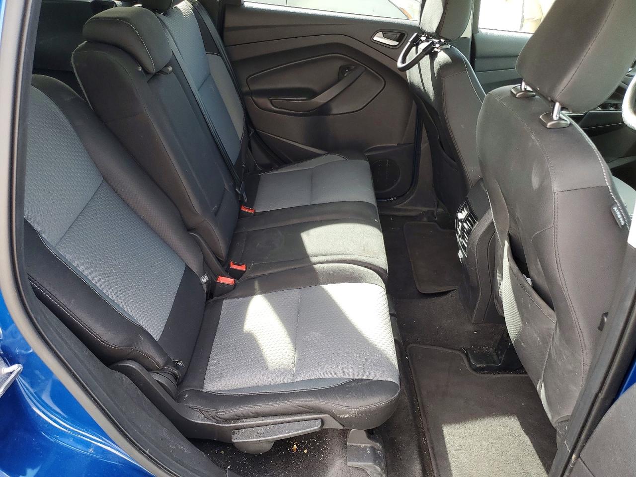 2018 FORD ESCAPE SE photo 31