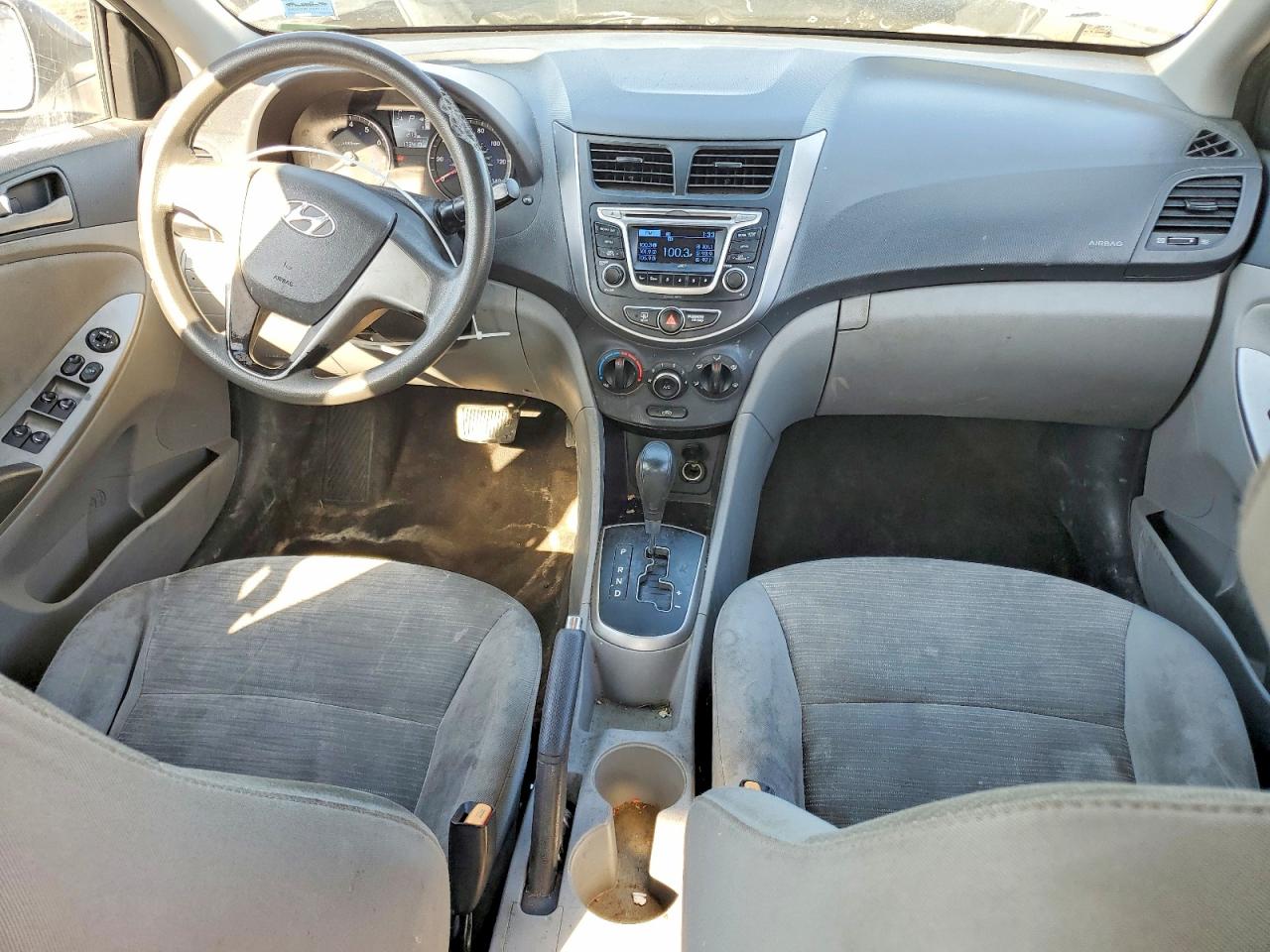 2015 HYUNDAI ACCENT GLS photo 22