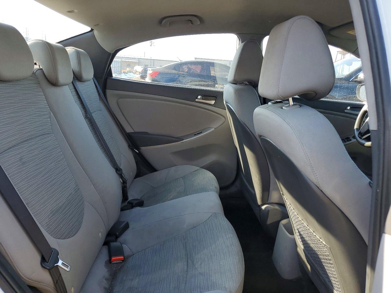 2015 HYUNDAI ACCENT GLS photo 28