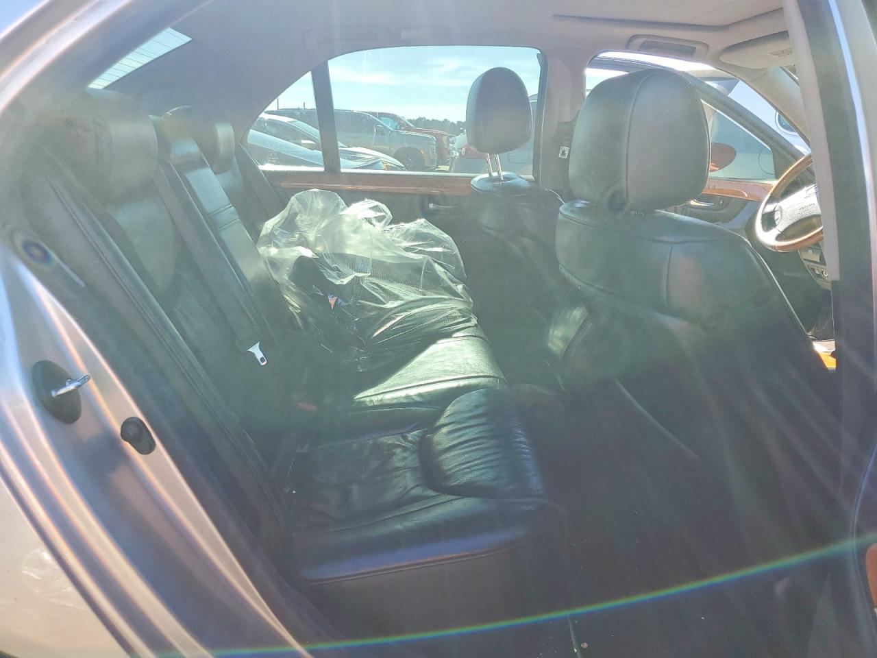 2003 LEXUS LS 430 photo 10