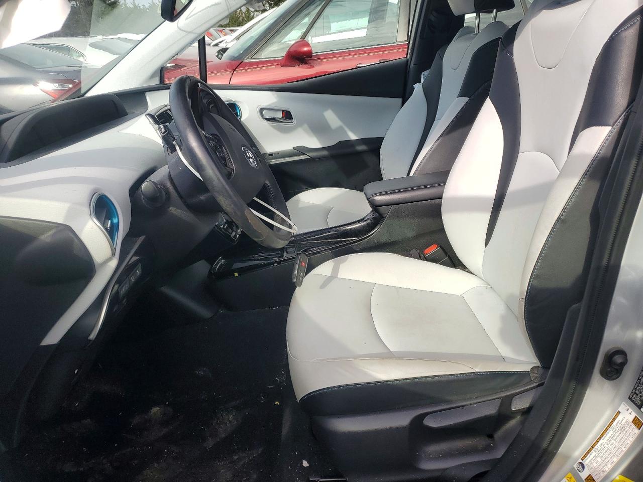 2019 TOYOTA PRIUS XLE AWD-E photo 7