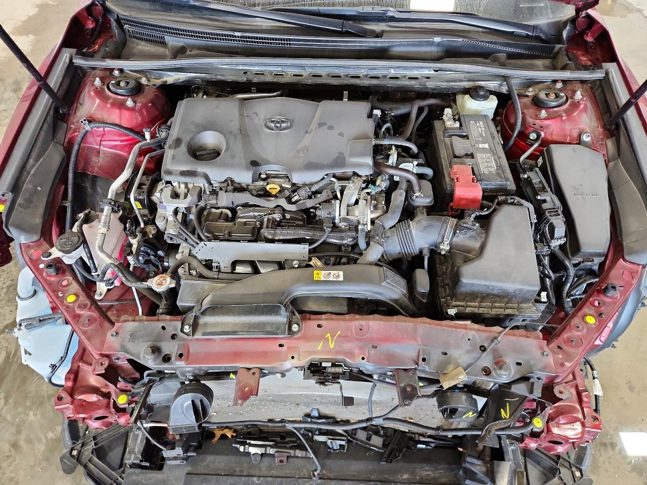 2018 TOYOTA CAMRY LE photo 11