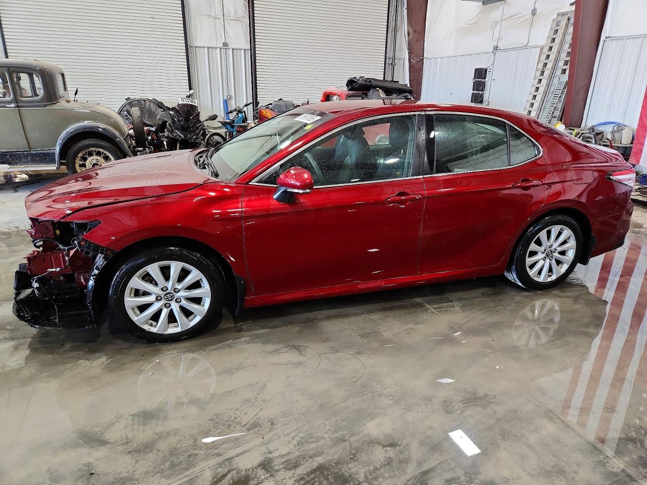 2018 TOYOTA CAMRY