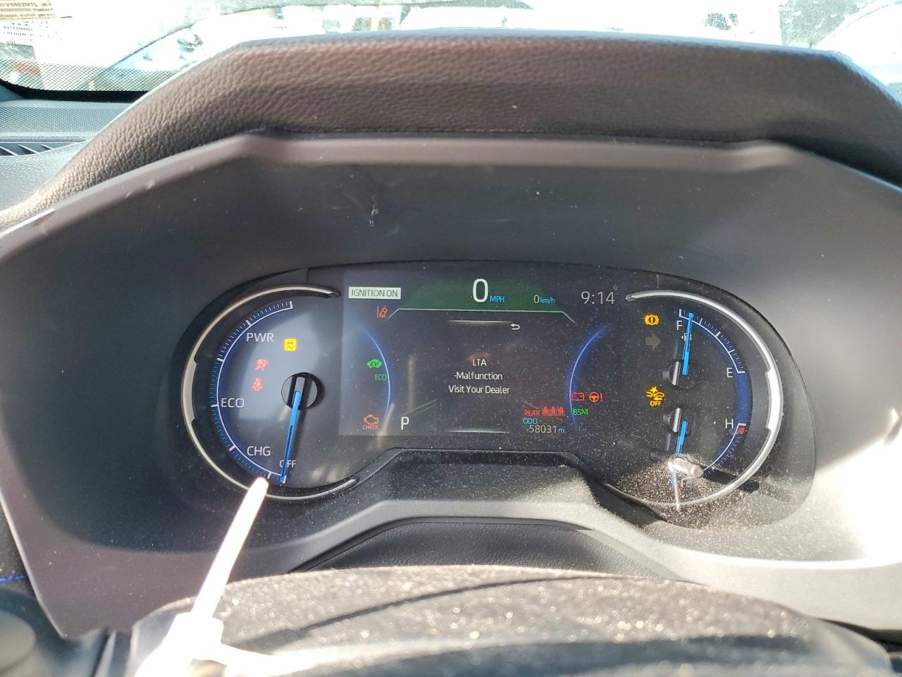 2021 TOYOTA RAV4 XSE photo 9
