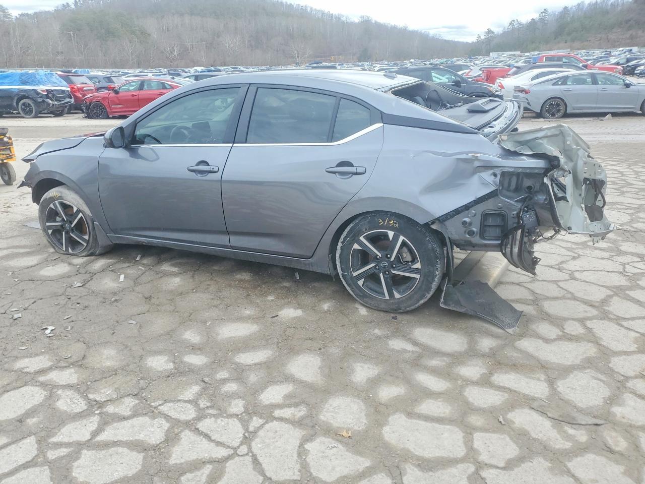 2024 NISSAN SENTRA SV photo 3