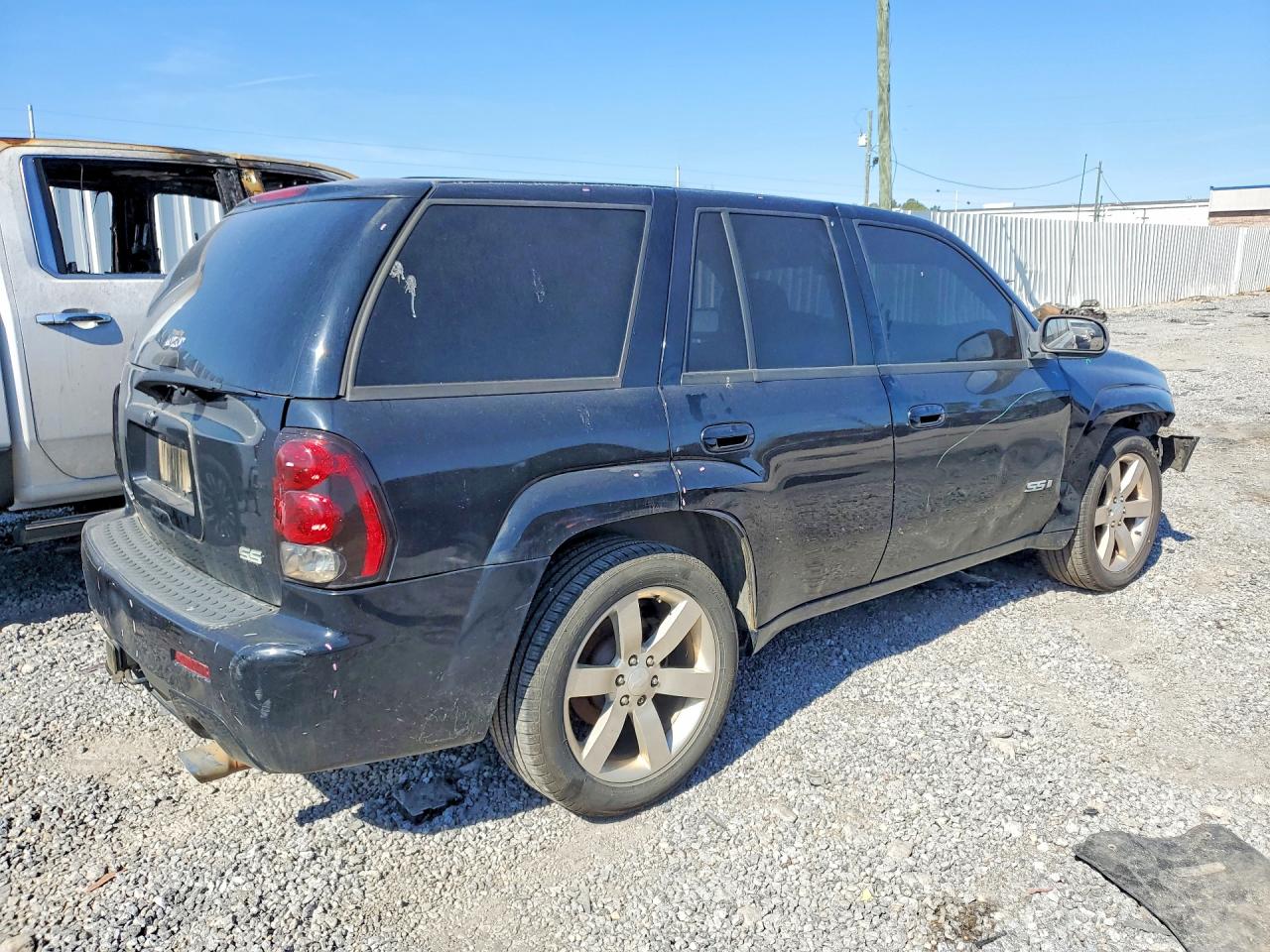 2008 CHEVROLET TRAILBLAZER SS photo 3