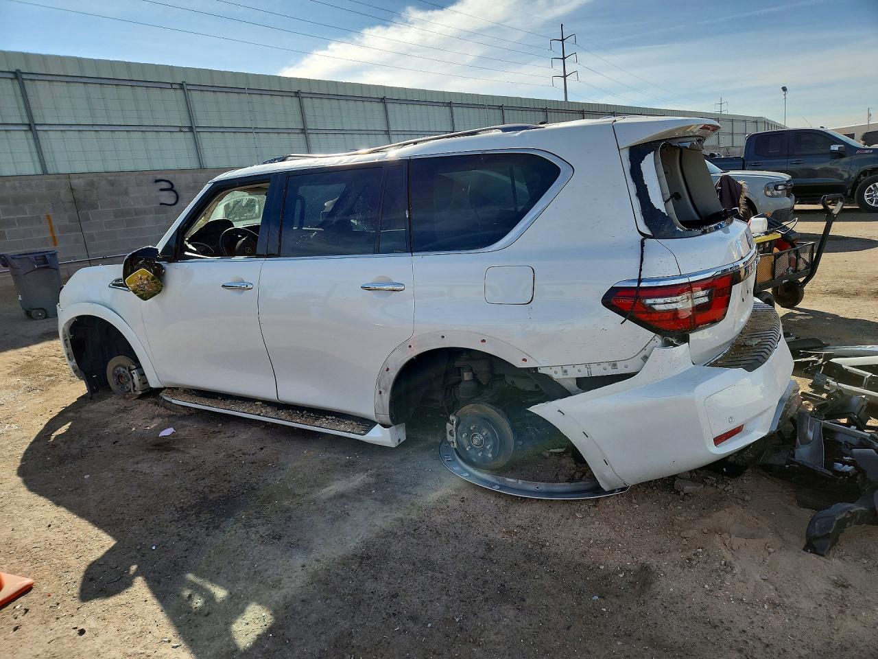 2023 NISSAN ARMADA PLATINUM photo 2