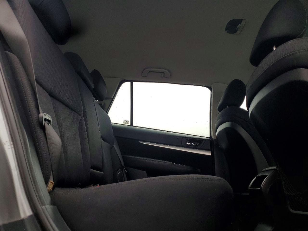 2011 SUBARU OUTBACK 2.5I photo 21