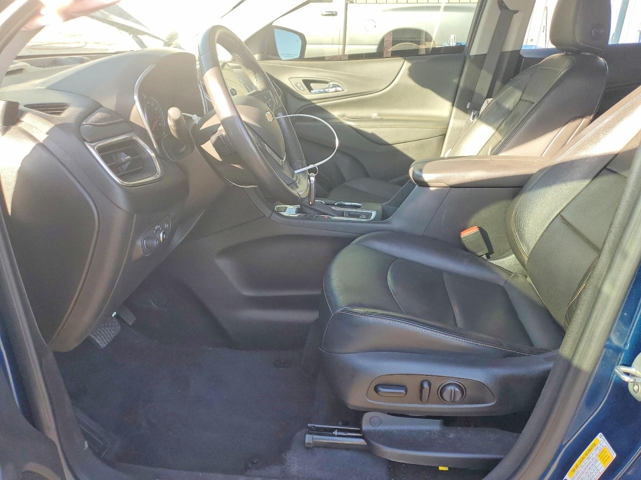 2020 CHEVROLET EQUINOX PREMIER photo 19