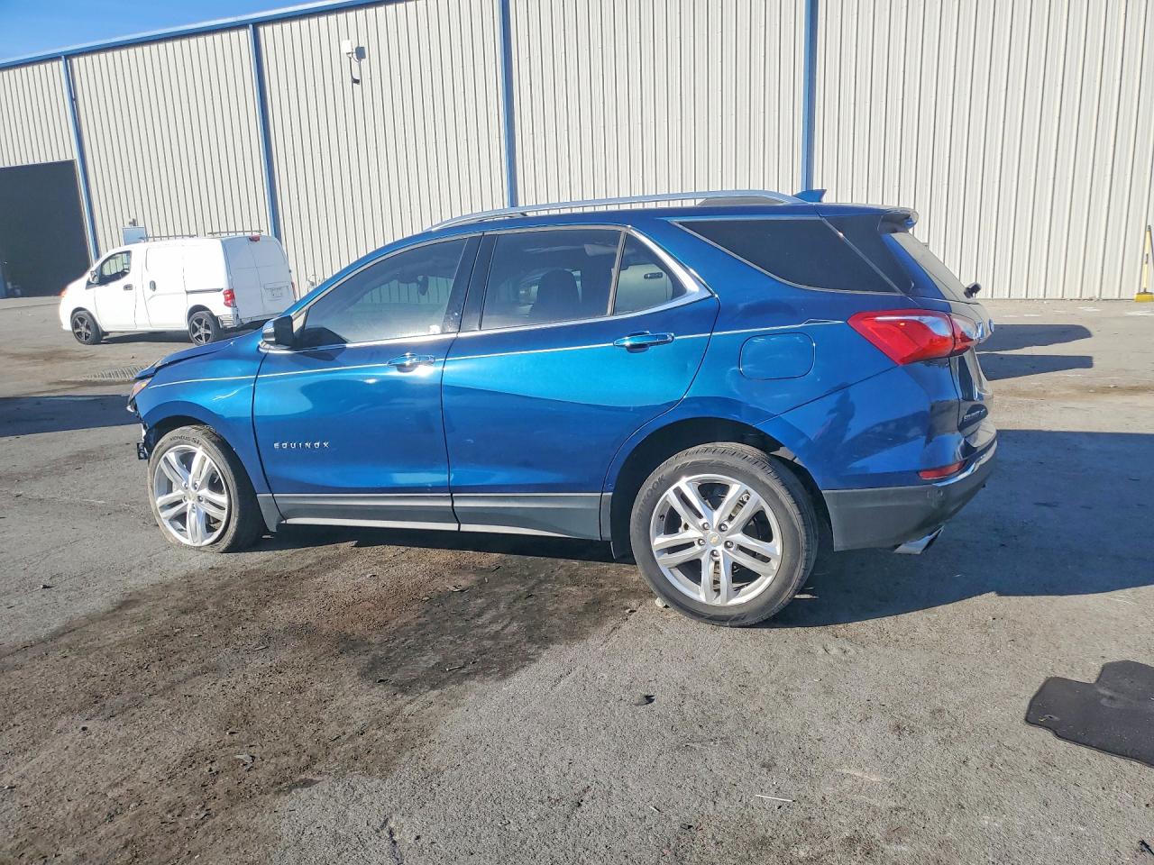 2020 CHEVROLET EQUINOX PREMIER photo 4