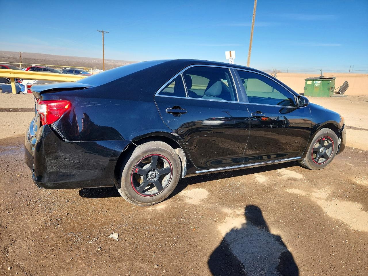 2013 TOYOTA CAMRY LE photo 5