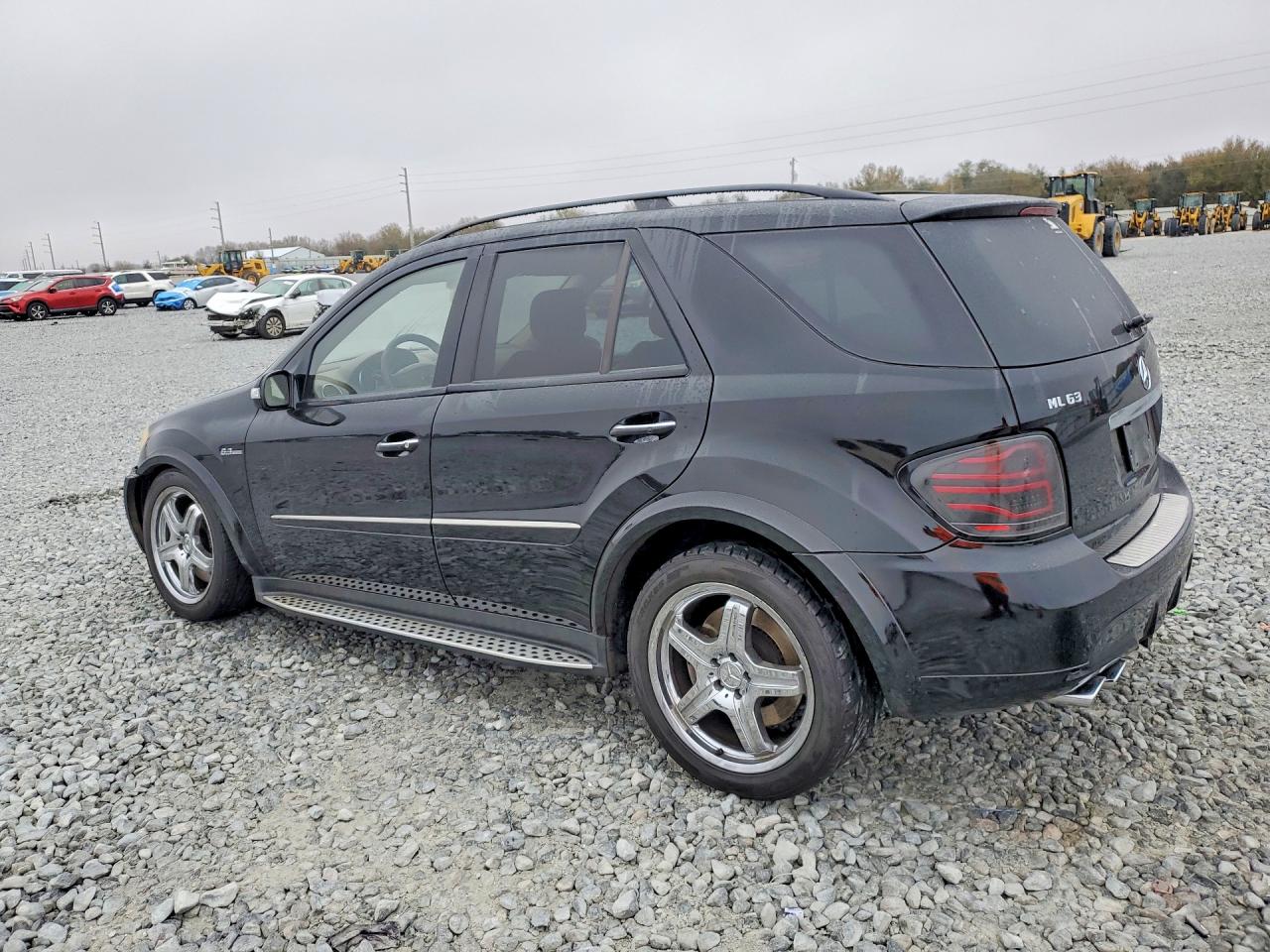 2008 MERCEDES-BENZ ML 63 AMG photo 3