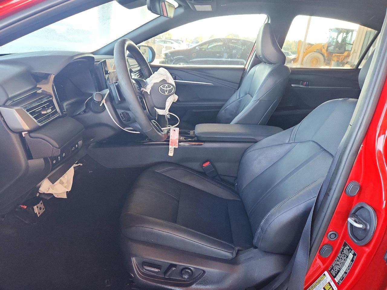 2025 TOYOTA CAMRY XSE photo 19