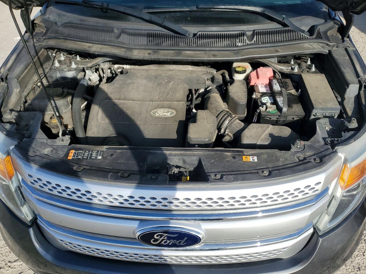 2015 FORD EXPLORER XLT photo 12