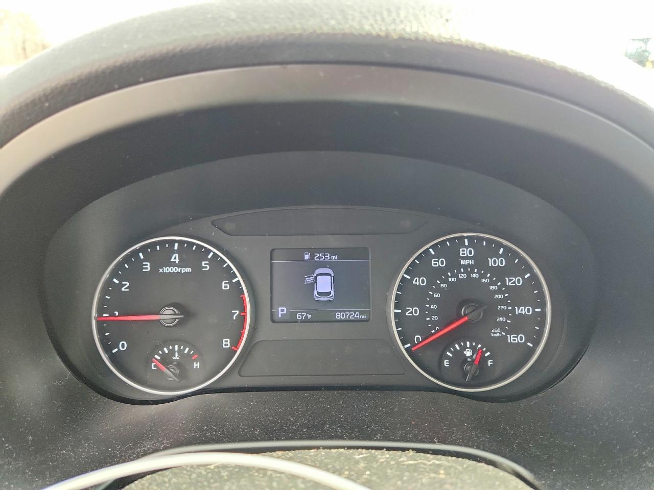 2021 KIA SELTOS S photo 9