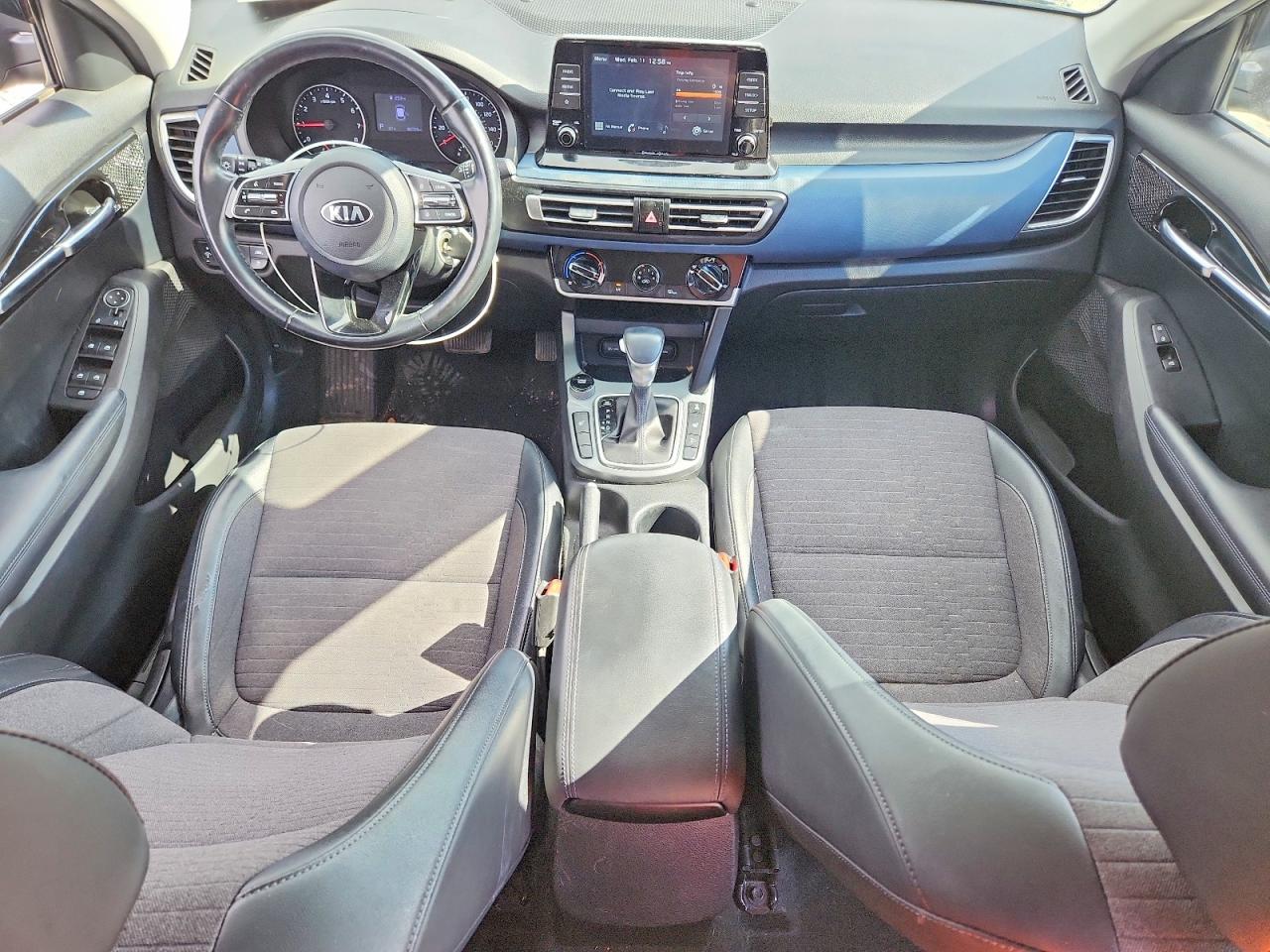 2021 KIA SELTOS S photo 8