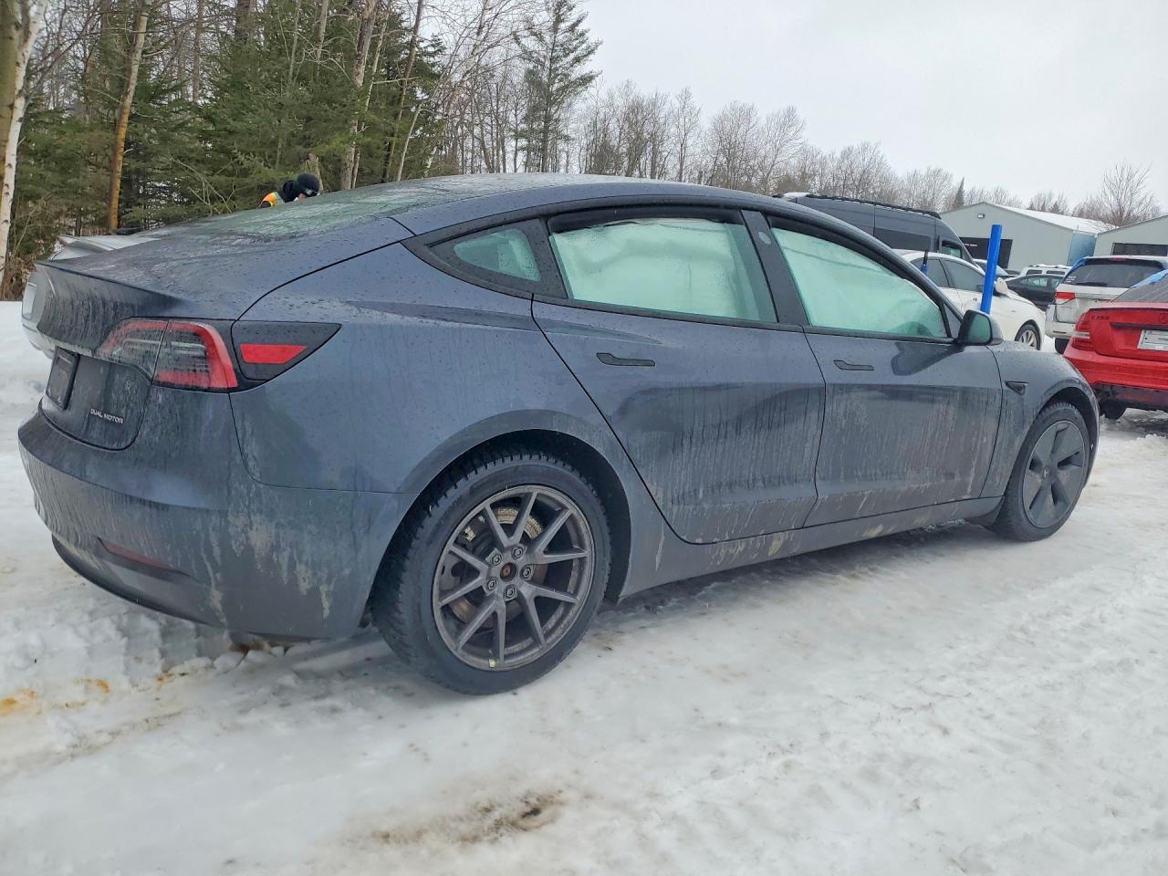 2023 TESLA MODEL 3 photo 3