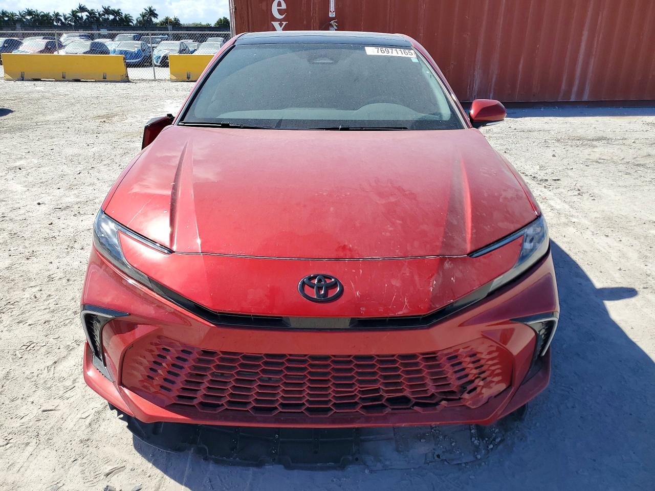 2025 TOYOTA CAMRY XSE photo 13
