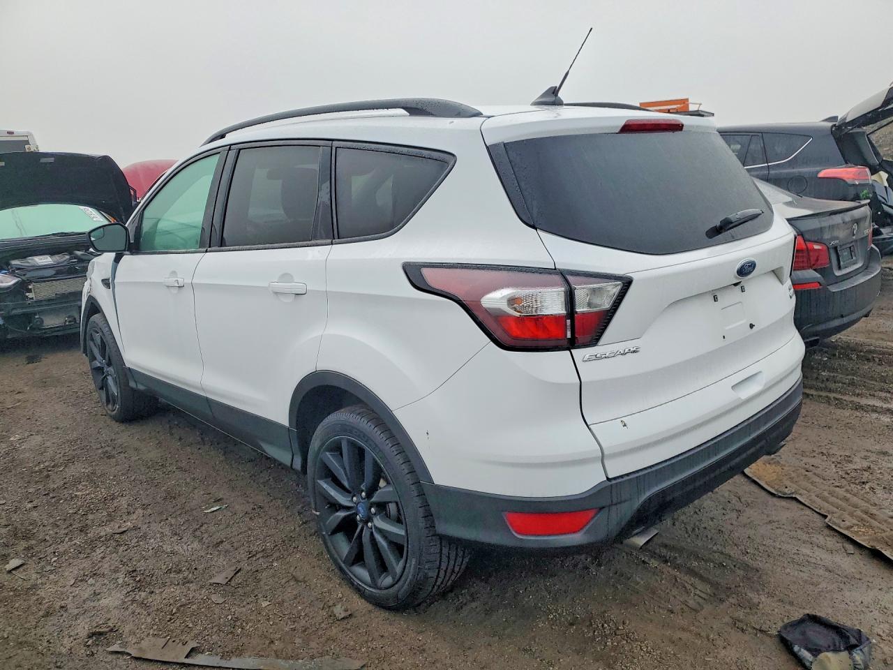 2018 FORD ESCAPE SE photo 3