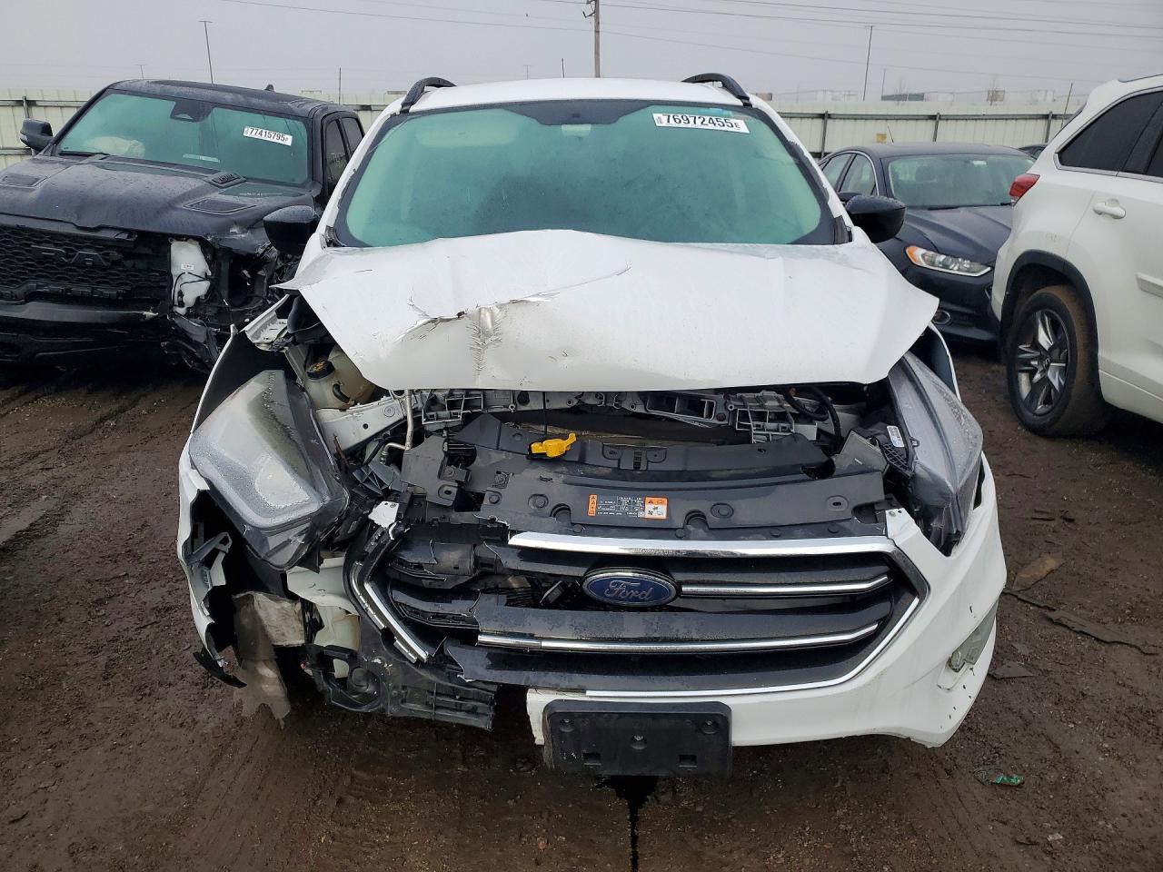 2018 FORD ESCAPE SE photo 9