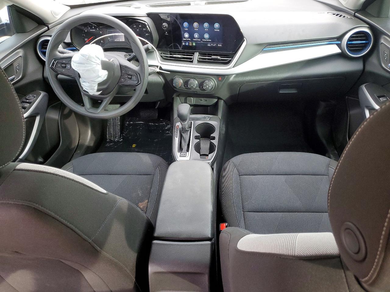 2025 CHEVROLET TRAX LS photo 15