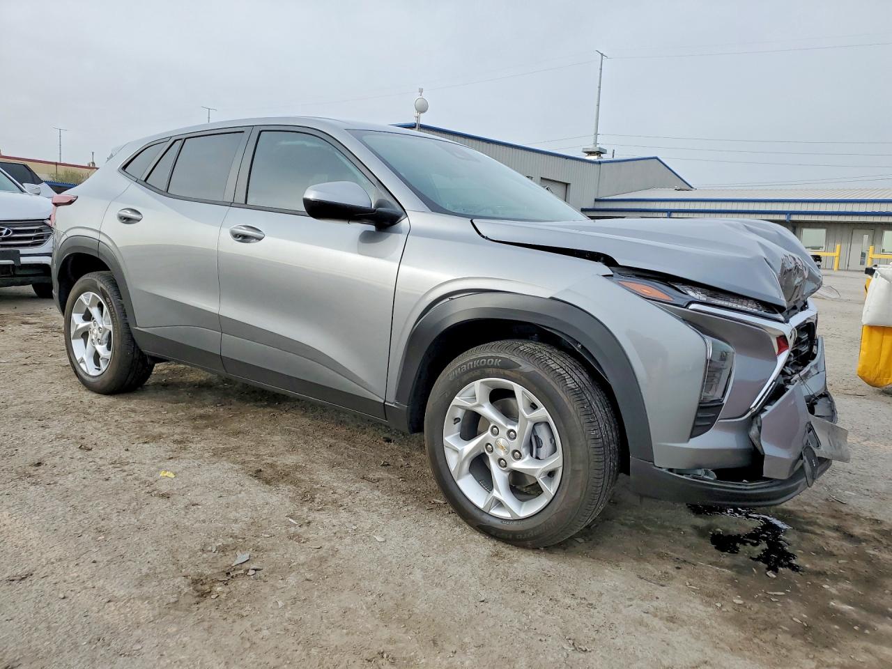 2025 CHEVROLET TRAX LS photo 7