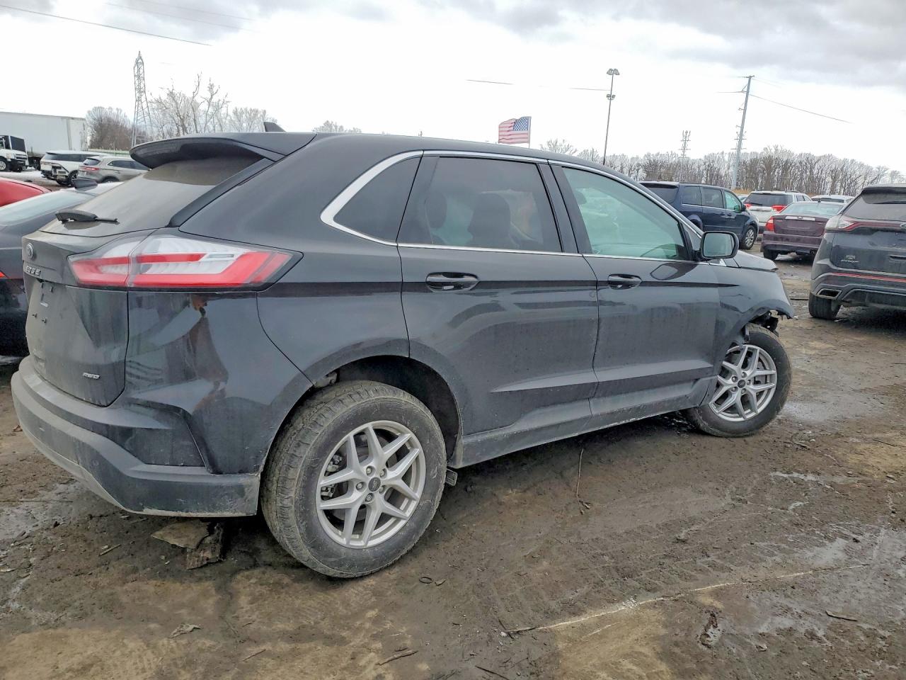2024 FORD EDGE SEL photo 3