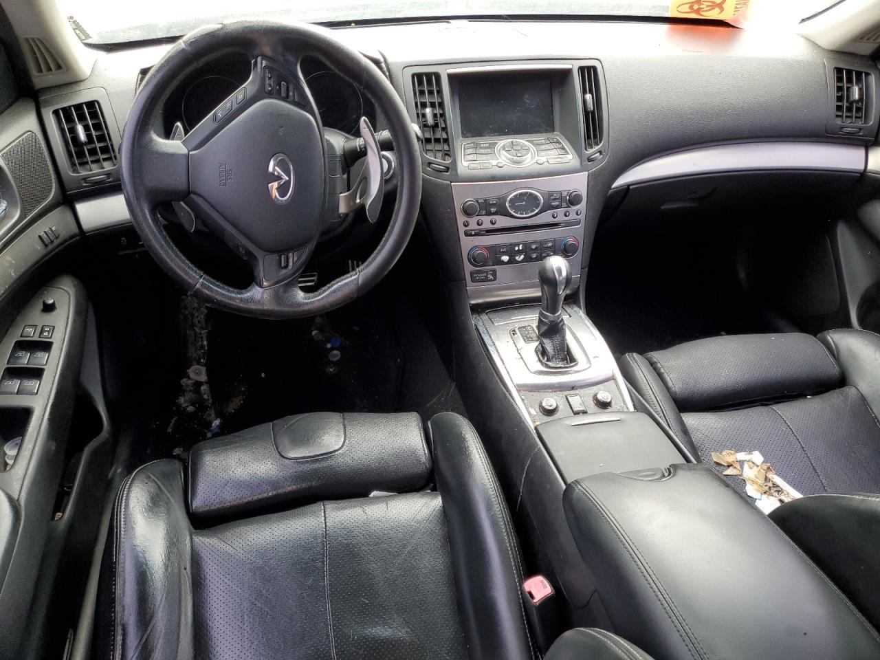 2012 INFINITI G37 photo 15