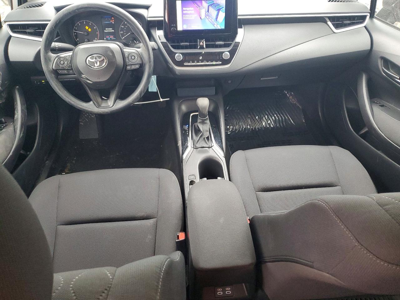 2024 TOYOTA COROLLA LE photo 8
